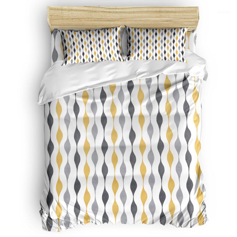 Geometric Stripes Golden Duvet Cover Set Warm and Comfortable Bed Sheet Bedroom Comforter Set 2/3/4pcs Bedding1, As pic
Geometric Stripes Golden Duvet Cover Set Warm and Comfortable Bed Sheet Bedroom Comforter Set 2/3/4pcs Bedding1, As pic