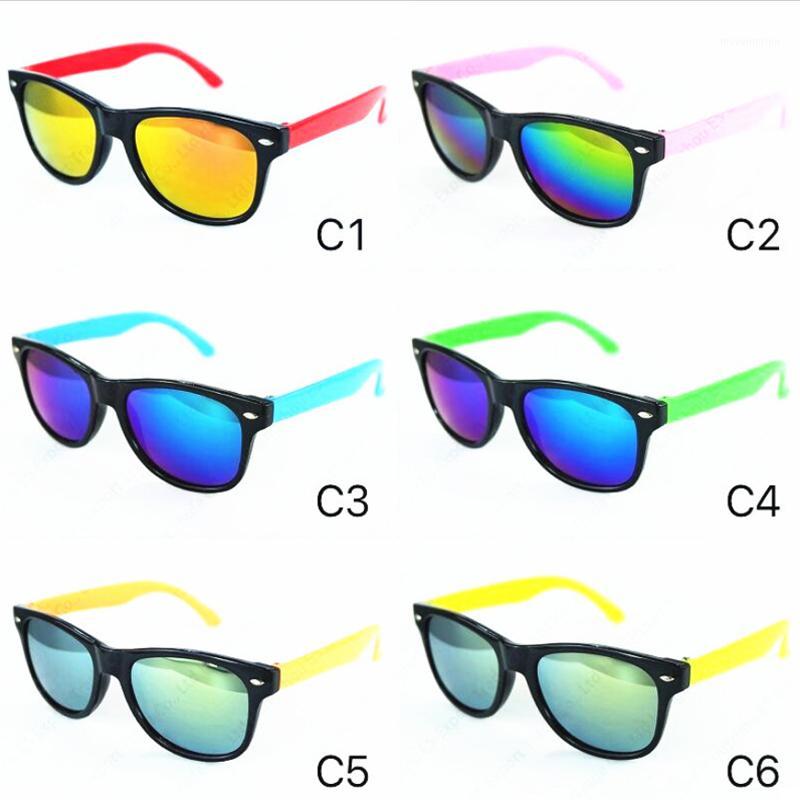 Cross-border retro glasses colorful rice nails children sunglasses men and women baby color sunglasses gifts custom 0031
Cross-border retro glasses colorful rice nails children sunglasses men and women baby color sunglasses gifts custom 0031