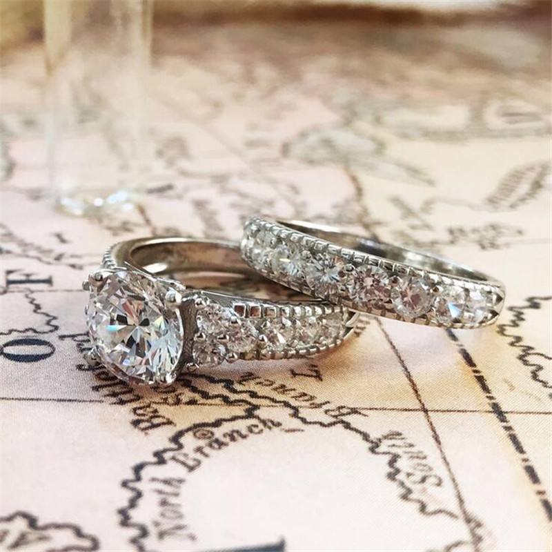Classical Vintage Fashion Jewelry Couple Rings 925 Sterling Silver Round Cut White Topaz CZ Diamond Party Women Wedding Bridal Ring Set Gift