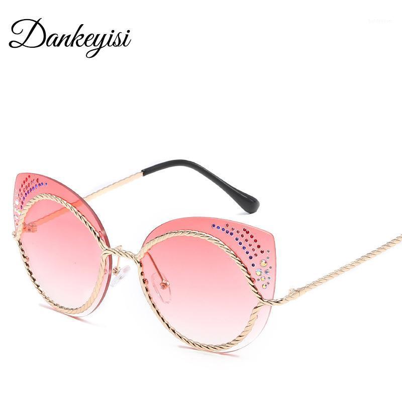 DANKEYISI Hot Cat Eye Sunglasses Women Sunglasses Female Sun Glasses Female Uv400 Hd Women 2020 Free Bag1
DANKEYISI Hot Cat Eye Sunglasses Women Sunglasses Female Sun Glasses Female Uv400 Hd Women 2020 Free Bag1