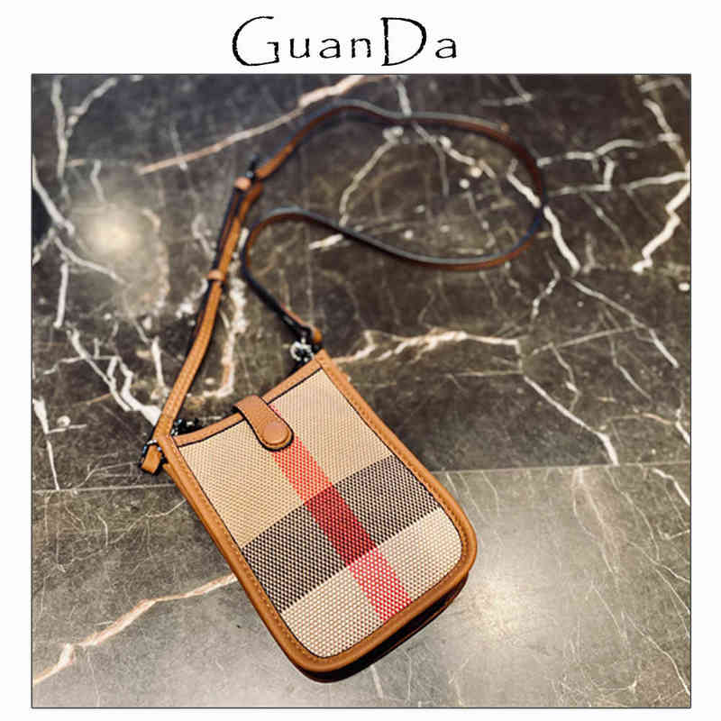 Fashion Vintage Plaid Canvas Small Luxury Crossbody Bag Woman Versatile Check Female Leather Mini Phone Pouch Shoulder Handbag Y220304, Green
Fashion Vintage Plaid Canvas Small Luxury Crossbody Bag Woman Versatile Check Female Leather Mini Phone Pouch Shoulder Handbag Y220304, Green