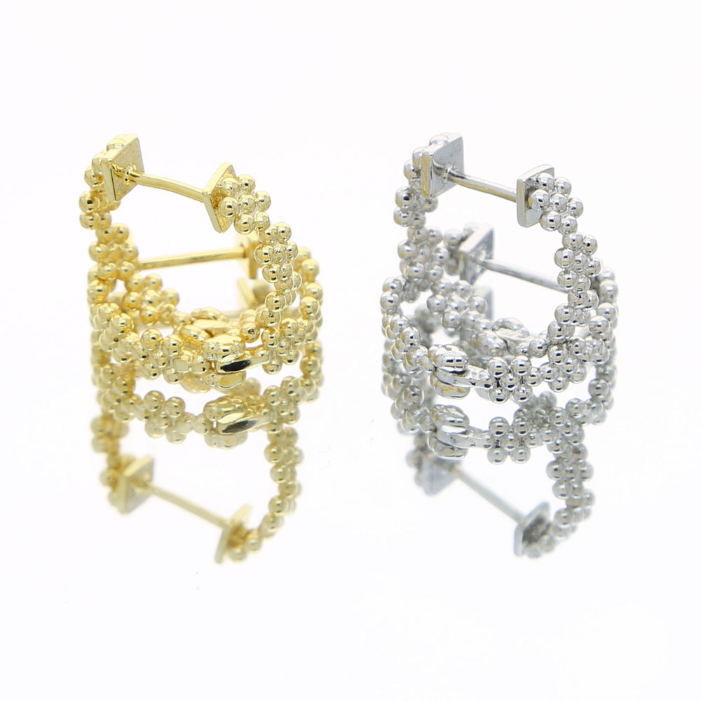 Korean Vintage Fashion No Stone Design Metal Gold Daizy Polished Earrings For Women Girl Daily Medium Hoop Personality Accessories Gifts