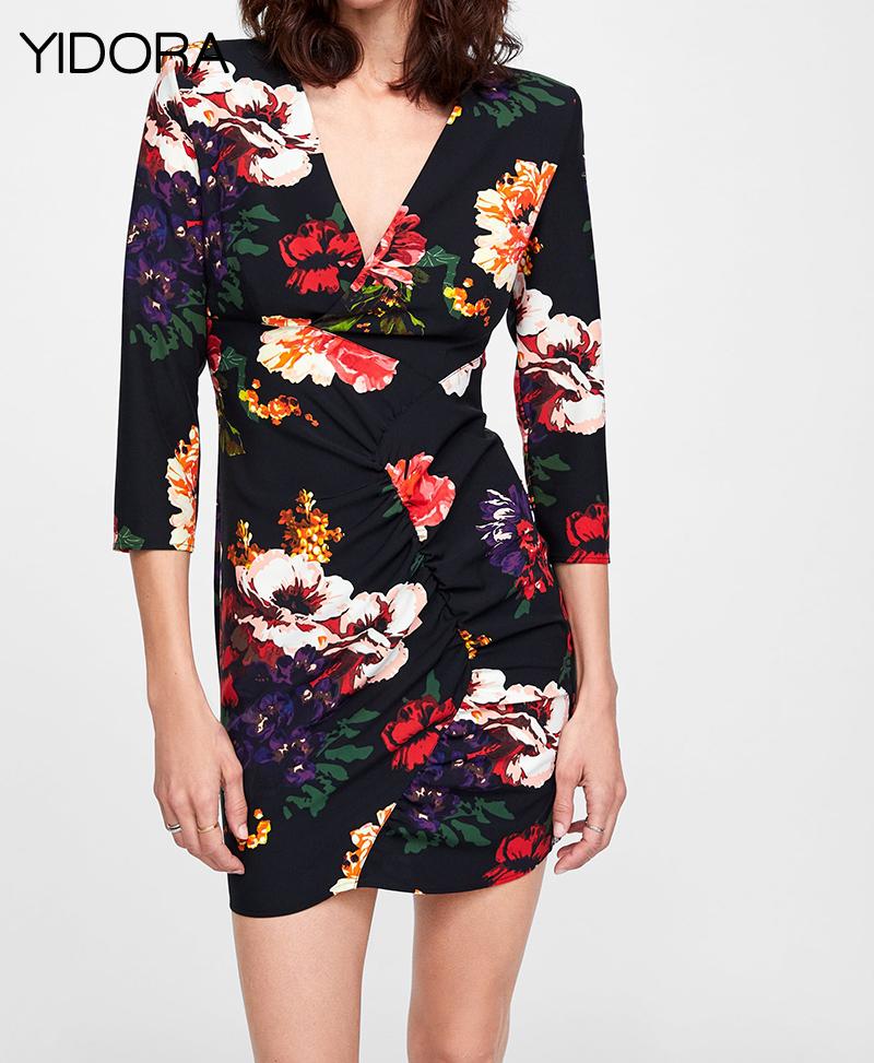 2020 New Women Multicolour V-neck Elbow Sleeves Pencil Floral Print Dress With Front Asymmetric Gathered Detail & Back Zip-up, Multi
2020 New Women Multicolour V-neck Elbow Sleeves Pencil Floral Print Dress With Front Asymmetric Gathered Detail & Back Zip-up, Multi