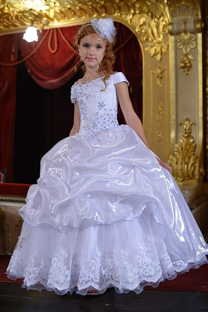 Cute White Lace Ball Gown Flower Girls Dresses For Wedding Party Beaded Floor Length Little Girl First Communion Dress Ruched Long Prom Pageant Evenin