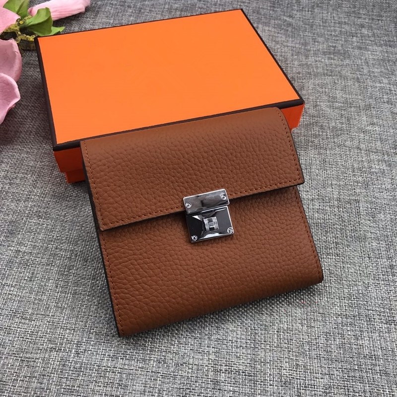 Top quality soft leather short wallet lady business card wallet designer fashion solid color square Wallet, Red
Top quality soft leather short wallet lady business card wallet designer fashion solid color square Wallet, Red