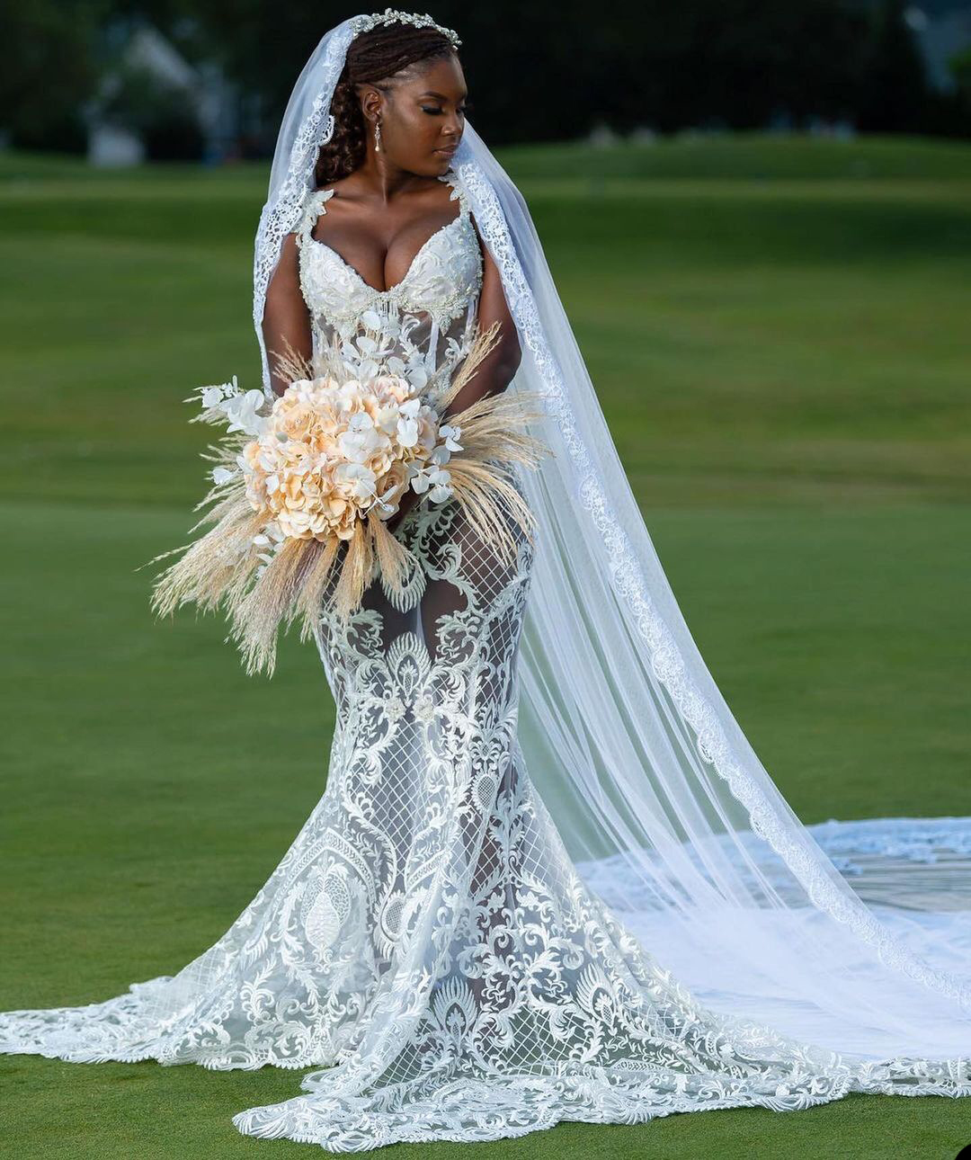Summer Illusion Mermaid Wedding Dresses V Neck Lace Appliques Plus Size Bridal Gowns Robe de mariée With Veil
