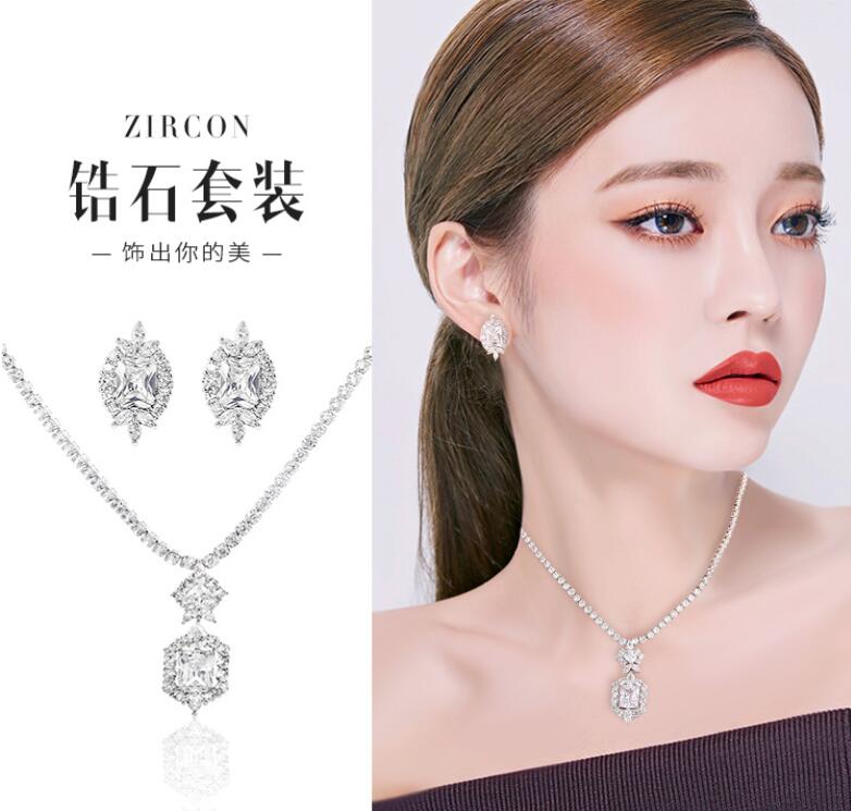 Choucong Brand New Unique Bridal Jewelry Set White Gold Fill Emerald Gemstones Wedding Party Stud Earring Tennies Necklace Gift