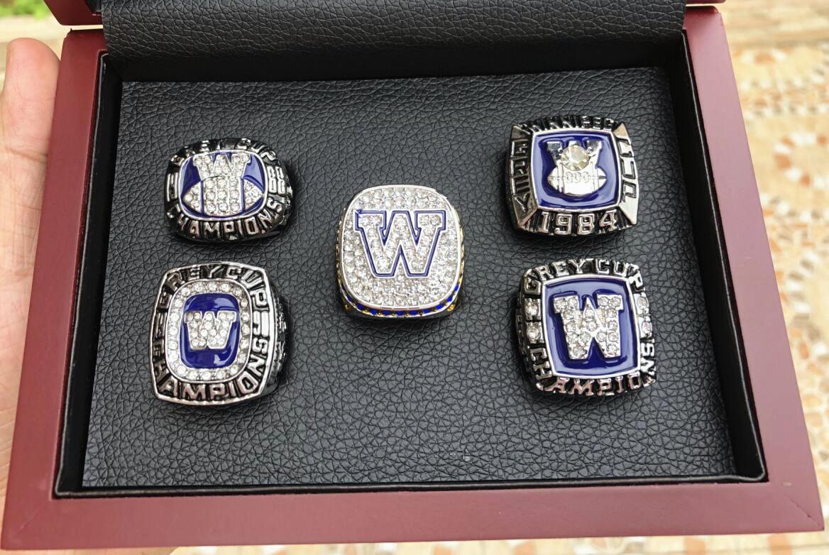 Winnipeg Blue 1962 1988 1984 1990 2019 Bombers CFL Grey Cup Team champions Championship Ring With Wooden Box Set Souvenir Men Fan Gift 2020
Winnipeg Blue 1962 1988 1984 1990 2019 Bombers CFL Grey Cup Team champions Championship Ring With Wooden Box Set Souvenir Men Fan Gift 2020