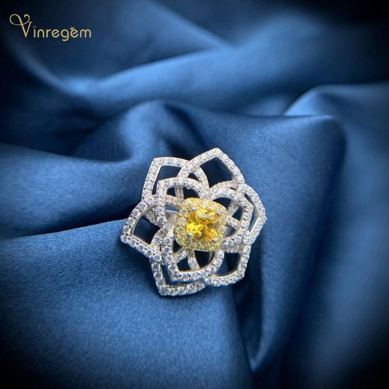 Cluster Rings Vinregem 100% 925 Sterling Silver Created Moissanite Citrine Gemstone Wedding Party Creative Flower Ring For Women Fine Jewelr, Golden;silver
Cluster Rings Vinregem 100% 925 Sterling Silver Created Moissanite Citrine Gemstone Wedding Party Creative Flower Ring For Women Fine Jewelr, Golden;silver