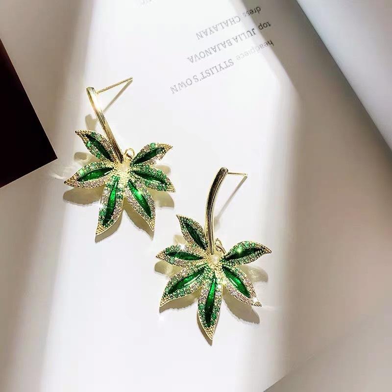 Dangle & Chandelier Fashion Flower Leafs Earrings Female Enamel Green Plant Statement Drop For Women Party Jewelry Gifts AS001
Dangle & Chandelier Fashion Flower Leafs Earrings Female Enamel Green Plant Statement Drop For Women Party Jewelry Gifts AS001