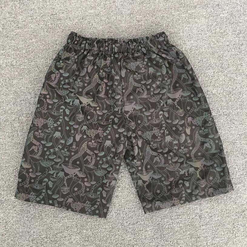 Summer men personality mushrooms hip hop punk reflective shorts women harajuku knee length shorts shiny kawaii short pants T200718
