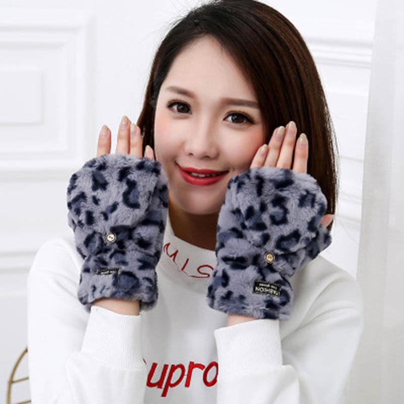 Five Fingers Gloves Fashion Ladies Leopard Print Plush Touch Screen Girls Plus Velvet Thickened Student Clamshell E20
Five Fingers Gloves Fashion Ladies Leopard Print Plush Touch Screen Girls Plus Velvet Thickened Student Clamshell E20