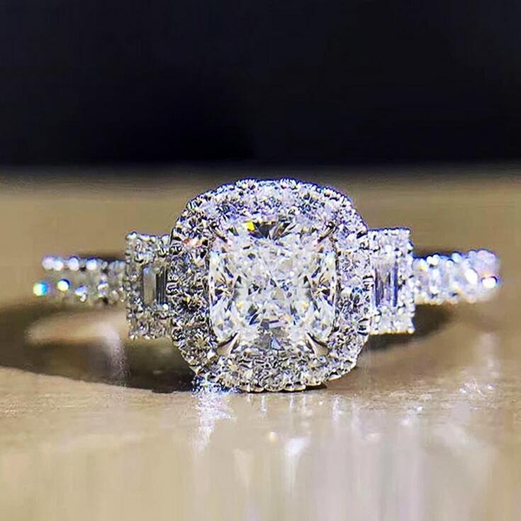 Sparkling Vintage Jewelry 925 Sterling Silver Cushion Shape Cocktail White Topaz CZ Diamond Gemstones Party Women Wedding Band Ring Gift
