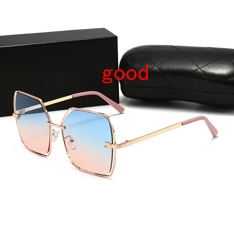 2021 new top quality brand Round pink G15 Sunglasses for Women Metal Sun glasses man UV400 gradient designer gafas Eyewear Female, White;black
2021 new top quality brand Round pink G15 Sunglasses for Women Metal Sun glasses man UV400 gradient designer gafas Eyewear Female, White;black