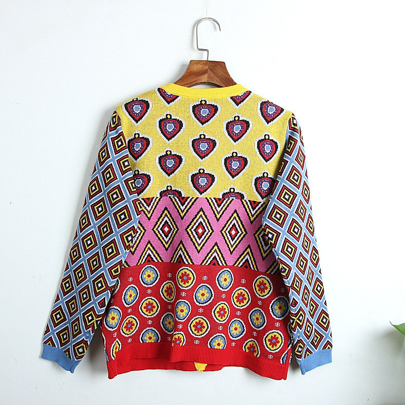 2021 Vintage Women's Retro Luxury Argyle Beads New Sweater Arrival European Heart with Long Sleeves Around the Neck Cardigan Mesh EU6E, Multi
2021 Vintage Women's Retro Luxury Argyle Beads New Sweater Arrival European Heart with Long Sleeves Around the Neck Cardigan Mesh EU6E, Multi