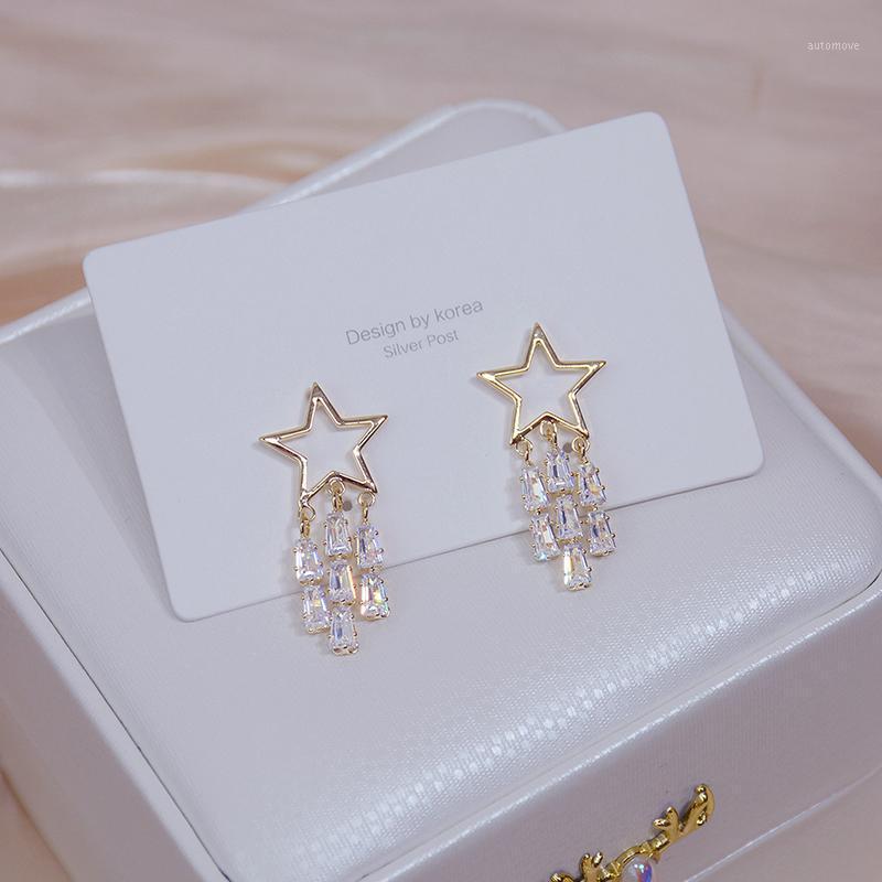 14k Real Gold Shine Tassel Crystal Star Women Earring Popular High Quality Zircon Drop Earring Bohemia Wedding Jewelry Pendant1
14k Real Gold Shine Tassel Crystal Star Women Earring Popular High Quality Zircon Drop Earring Bohemia Wedding Jewelry Pendant1
