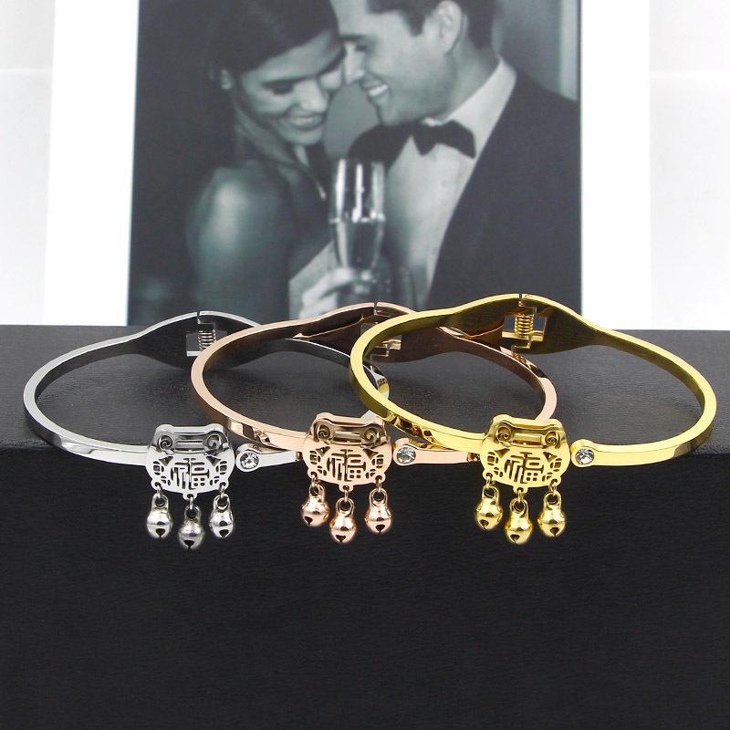 YUN RUO 2020 Vintage Longevity Lock Bangle Rose Gold Color Women Birthday Gift Titanium Steel Jewelry Never Fade Free Shipping1
YUN RUO 2020 Vintage Longevity Lock Bangle Rose Gold Color Women Birthday Gift Titanium Steel Jewelry Never Fade Free Shipping1