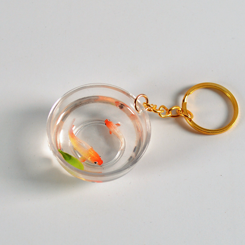 New Creative Lucky Koi Keychain Funny Fish Tank Goldfish Bag Pendant Fashion Ornaments for Friends Tourist Memorial Jewelry Gift