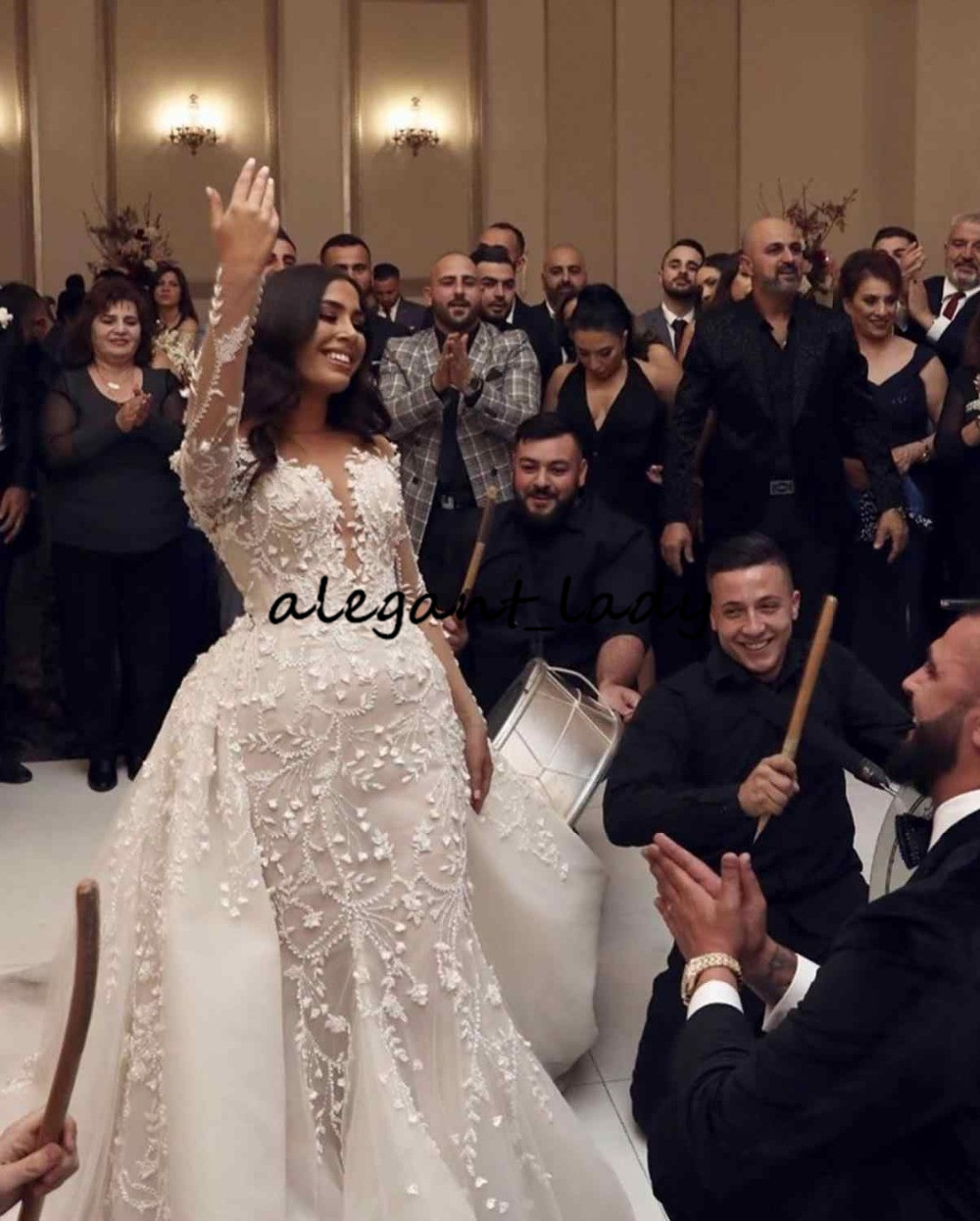 long Wedding Dresses With Removable Train illusion Long Sleeves Lace Beads Crystal O Neck Bridal Dresses Robe De Mariee Real Video