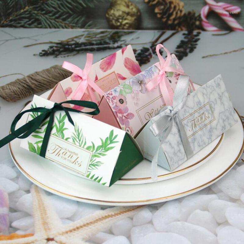10/50/100pcs Paperboard Candy Box Favor And Gift Boxes With Ribbon DIY For Guest Birthday Christmas Party Wedding Decoration1
10/50/100pcs Paperboard Candy Box Favor And Gift Boxes With Ribbon DIY For Guest Birthday Christmas Party Wedding Decoration1