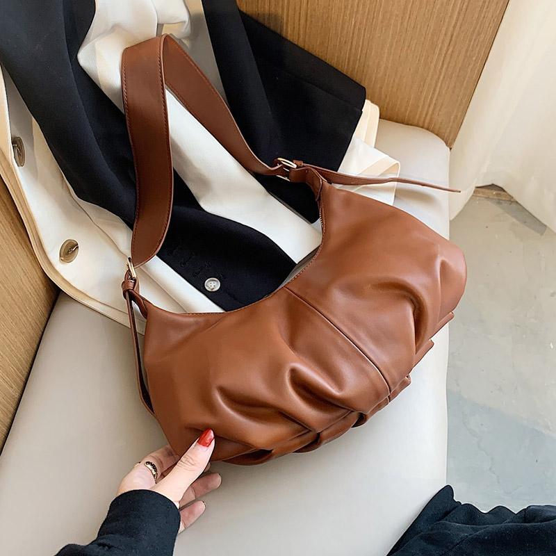 Simple Small PU Leather Underarm Bags for Women 2021 Winter Luxury Trend Shoulder Handbags Trending Hand Bag, Black
Simple Small PU Leather Underarm Bags for Women 2021 Winter Luxury Trend Shoulder Handbags Trending Hand Bag, Black