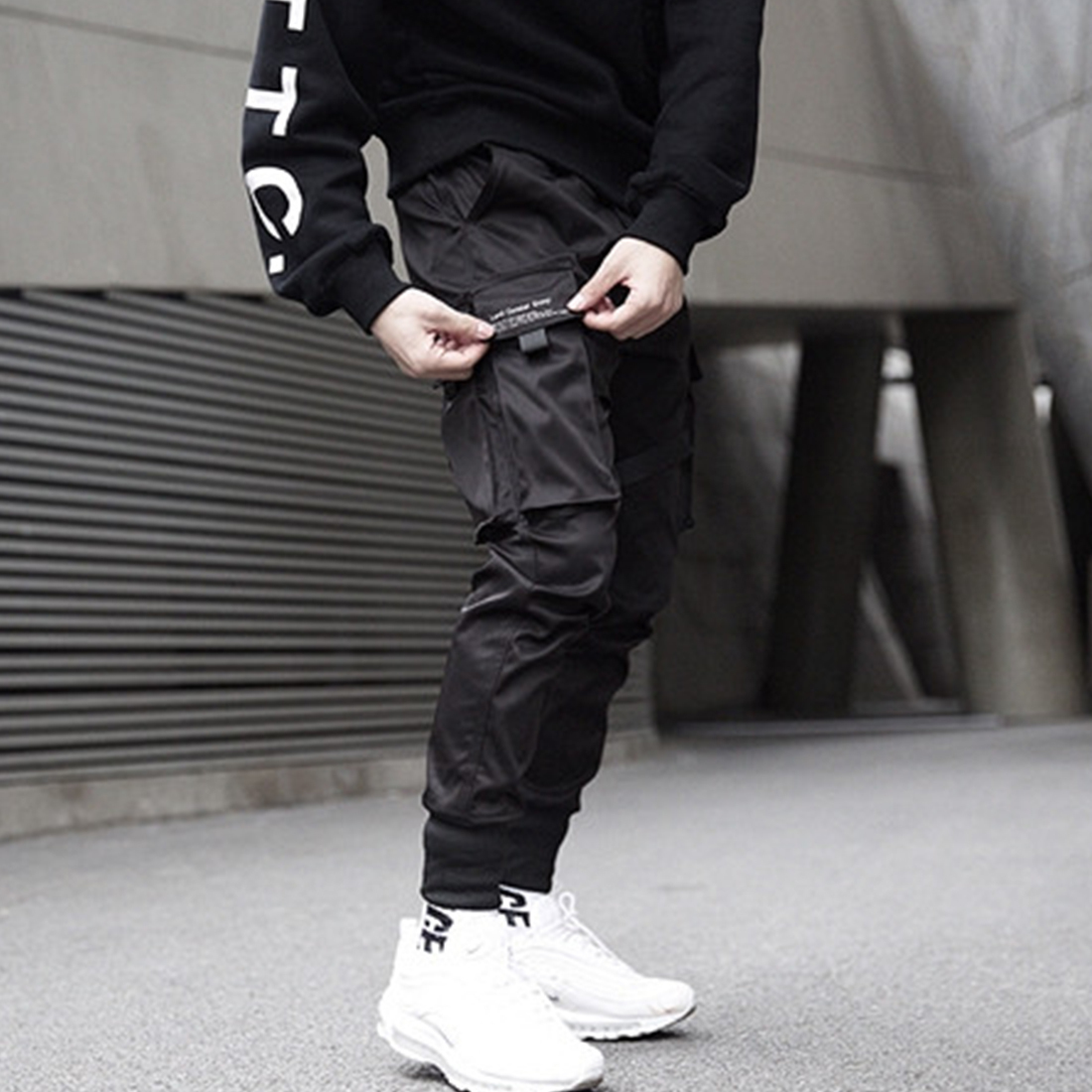 Aelfric Eden Ribbons Hip Hop Cargo Pants Men Black Pocket Streetwear Harajuku Techwear Pants Trousers Harem Joggers Sweatpants 201125