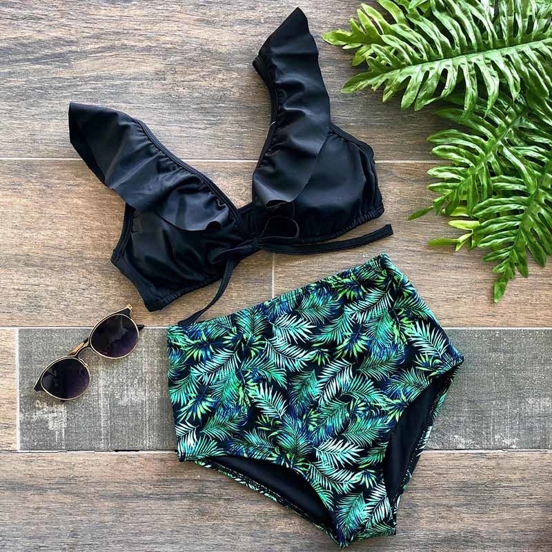 Sexy Off The Shoulder Bikinis Women Swimsuit New Ruffle Swimwear Leaf Print Bathing Suits Beach Wear Swim Suits Biquini Y200319, Co19208g1
Sexy Off The Shoulder Bikinis Women Swimsuit New Ruffle Swimwear Leaf Print Bathing Suits Beach Wear Swim Suits Biquini Y200319, Co19208g1