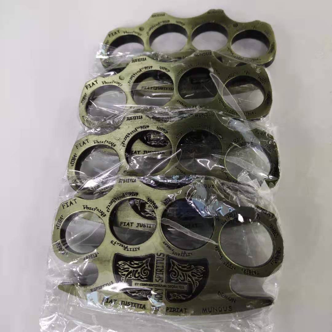 2021Finger tiger self defense four finger fist stab glass fiber legitimate hand brace ring defense hand buckle fist buckle self defense 002
2021Finger tiger self defense four finger fist stab glass fiber legitimate hand brace ring defense hand buckle fist buckle self defense 002