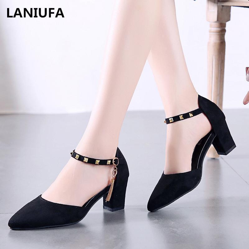 2020 Women Shoes woman Female Dress Shoes high Heels Square head pumps Wedding party Sandals women Casual mujer zapatos1, Beige
2020 Women Shoes woman Female Dress Shoes high Heels Square head pumps Wedding party Sandals women Casual mujer zapatos1, Beige