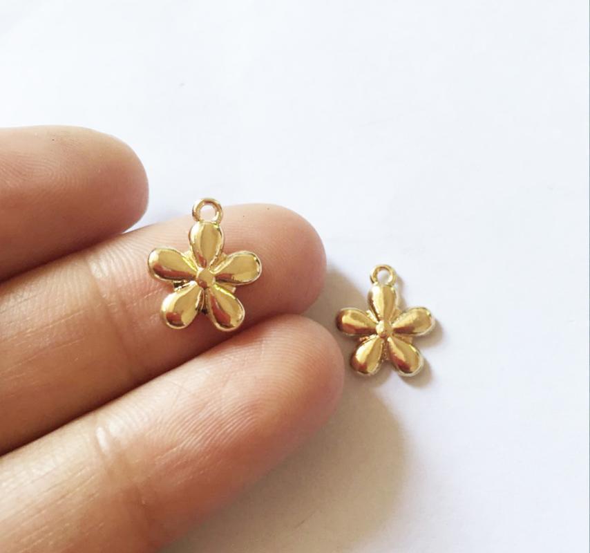 Eruifa 12mm Flower Wholesell 20pcs per bag necklace,earring bracelet jewelry DIY handmade 2 colors1
Eruifa 12mm Flower Wholesell 20pcs per bag necklace,earring bracelet jewelry DIY handmade 2 colors1