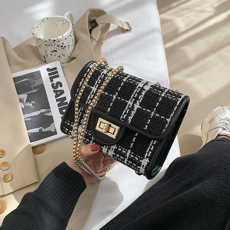 Women's handbag Women Small Square Bags Designer Vintage Shoulder Bag New Chain Messenger Bags Ins Chic Crossbody Pack Purse, Black
Women's handbag Women Small Square Bags Designer Vintage Shoulder Bag New Chain Messenger Bags Ins Chic Crossbody Pack Purse, Black