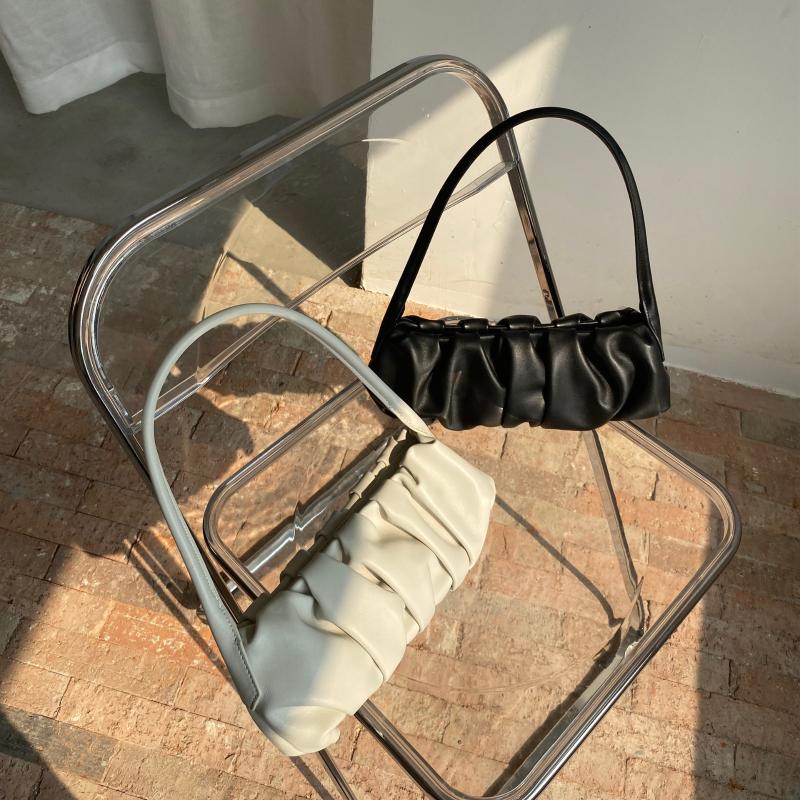 Genuine leather handbags new niche design underarm purse retro fold shoulder bag GN-SB-fgstyx
Genuine leather handbags new niche design underarm purse retro fold shoulder bag GN-SB-fgstyx