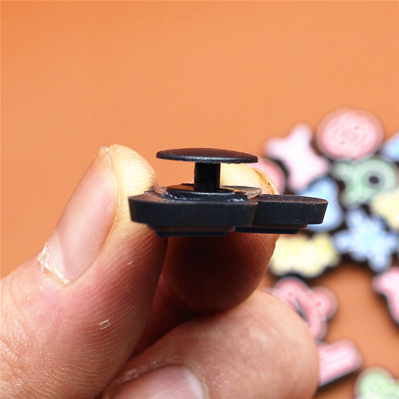 12 Constellation Symbols PVC Shoe Charms Cute Scorpio Leo Virgo Shoe Buckle Decoration fit sandals Kids X-mas Gift