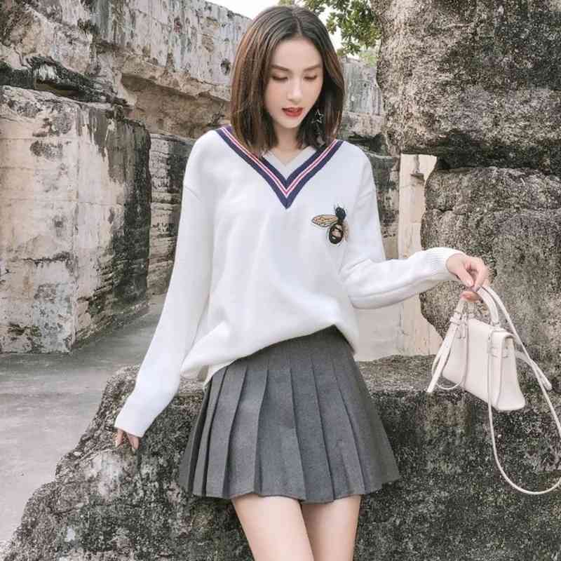 Women's Sweaters Designer Fashion Sweater High quality knit V-neck soft and comfortable personality bee embroidery trendy street dance 2I6W, Black
Women's Sweaters Designer Fashion Sweater High quality knit V-neck soft and comfortable personality bee embroidery trendy street dance 2I6W, Black