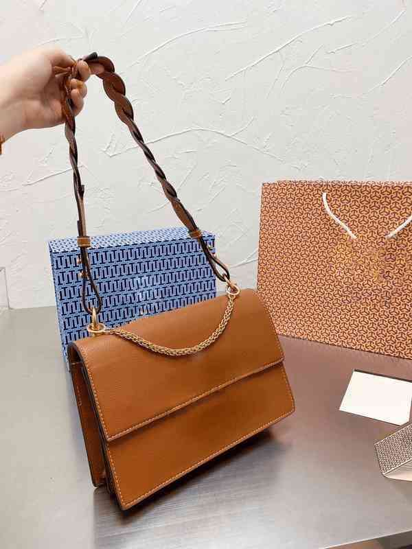 Shoulder Bags Luxury Brand Fashion Simple Small Square Bag Women's Designer High Quality Clutch Real Leather Chain Crossbody Handbags 1220, Pink
Shoulder Bags Luxury Brand Fashion Simple Small Square Bag Women's Designer High Quality Clutch Real Leather Chain Crossbody Handbags 1220, Pink