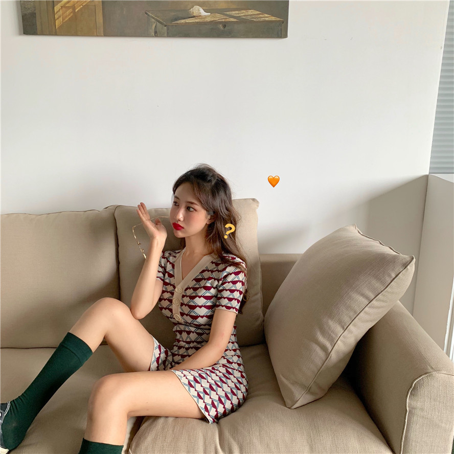 New Dressed in thin-sleeve mesh with low-necked v from women thin waist high short summer autumn skirt the line medium length QRWM, Yellow stripe
New Dressed in thin-sleeve mesh with low-necked v from women thin waist high short summer autumn skirt the line medium length QRWM, Yellow stripe