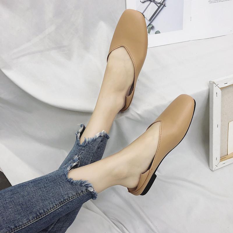 Shoes Shallow Slippers Soft Slipers Women Luxury Slides Loafers Comfort Flat 2021 Designer Autumn Casual Rubber PU Basic Retro
Shoes Shallow Slippers Soft Slipers Women Luxury Slides Loafers Comfort Flat 2021 Designer Autumn Casual Rubber PU Basic Retro