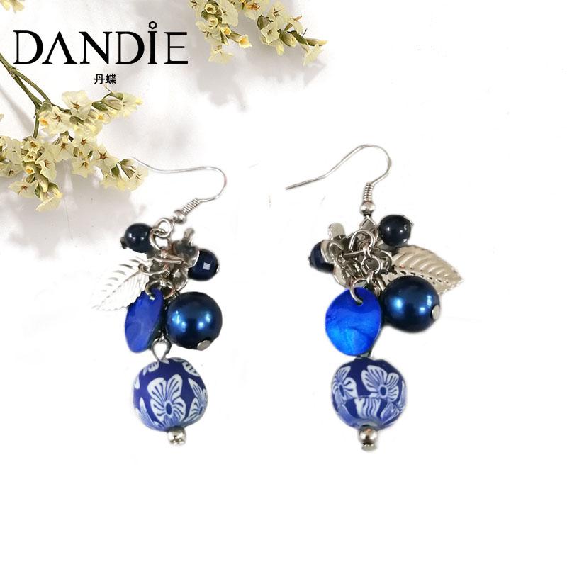 Dandie New Fashion Pearl Opal Acrylic Polymer Bead Charm Earrings with Iron Flower Leaf Jewelry for Women
Dandie New Fashion Pearl Opal Acrylic Polymer Bead Charm Earrings with Iron Flower Leaf Jewelry for Women