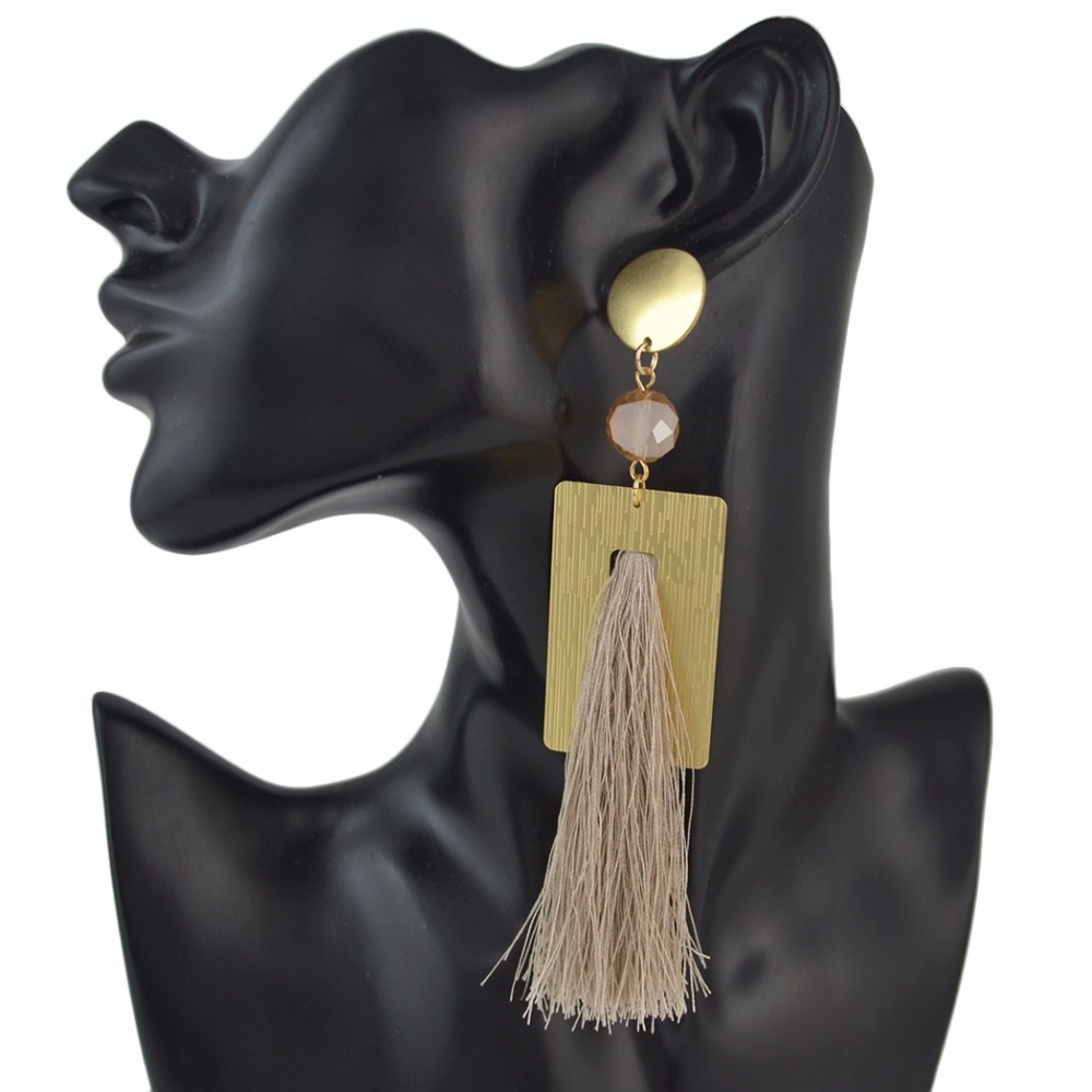 Handmade Cotton Ethnic Fringe Tassel Bohemian Earrings for Women Thread Long Fringe Wedding Drop Earring Party Jewelry Brincos
Handmade Cotton Ethnic Fringe Tassel Bohemian Earrings for Women Thread Long Fringe Wedding Drop Earring Party Jewelry Brincos