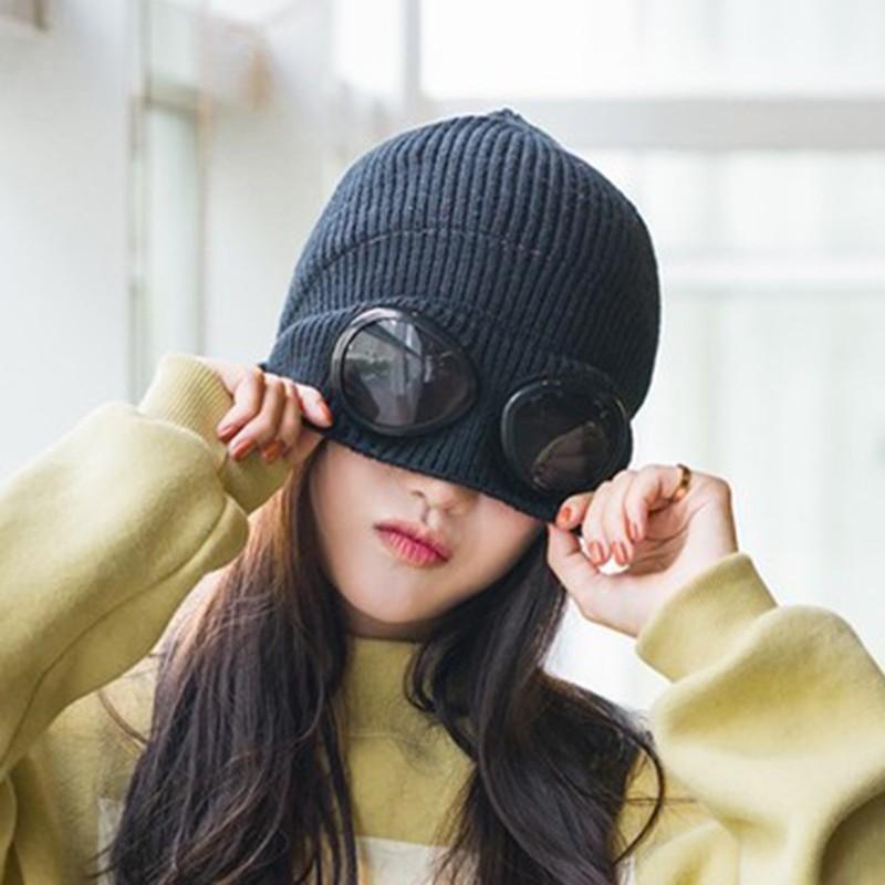 Winter Warm Knit Hats 2020 New Fashion Unisex Adult Windproof Ski Caps with Removable Glasses Thicken Sports Multi-function Caps1
Winter Warm Knit Hats 2020 New Fashion Unisex Adult Windproof Ski Caps with Removable Glasses Thicken Sports Multi-function Caps1