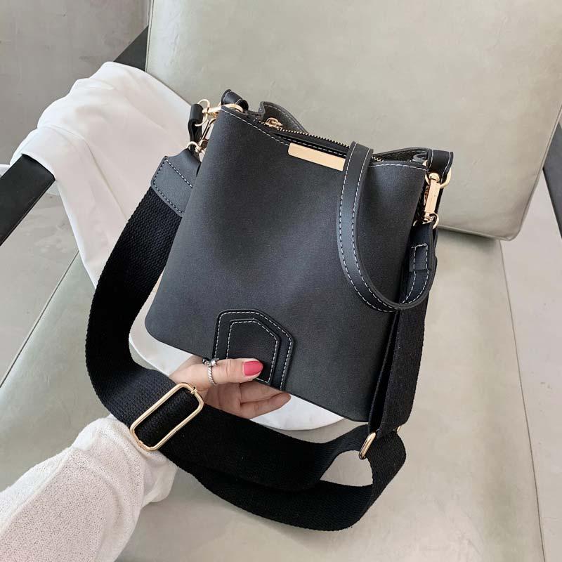 Women Messenger Bags Shoulder Vintage Bag Ladies Crossbody Bag Handbag Female Tote Leather Clutch Female Red Brown Bags Wallet, Black
Women Messenger Bags Shoulder Vintage Bag Ladies Crossbody Bag Handbag Female Tote Leather Clutch Female Red Brown Bags Wallet, Black