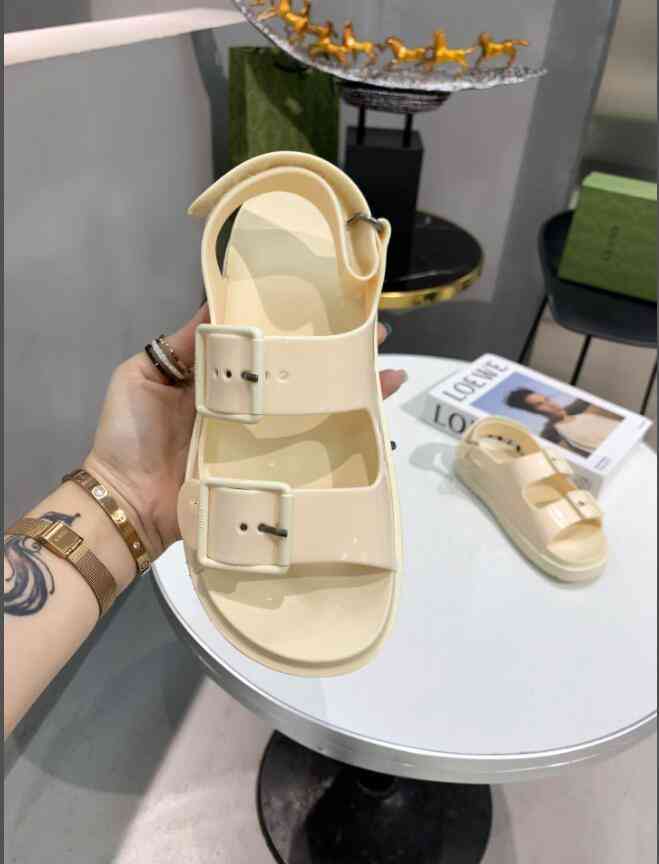 Sandals luxury designershoes Women sandals slide name brand casual fashion summer early spring platform plaid wear resistant high quality slippers KATS
Sandals luxury designershoes Women sandals slide name brand casual fashion summer early spring platform plaid wear resistant high quality slippers KATS