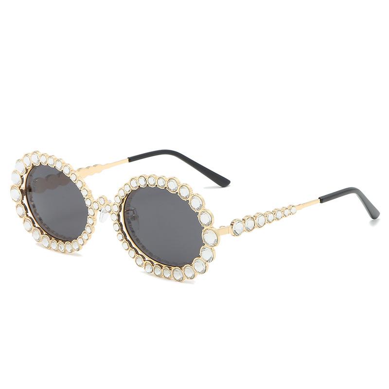 Sunglasses European And American Metal Frame Women's Gorgeous Diamond Inlaid Ocean LENS PARTY
Sunglasses European And American Metal Frame Women's Gorgeous Diamond Inlaid Ocean LENS PARTY