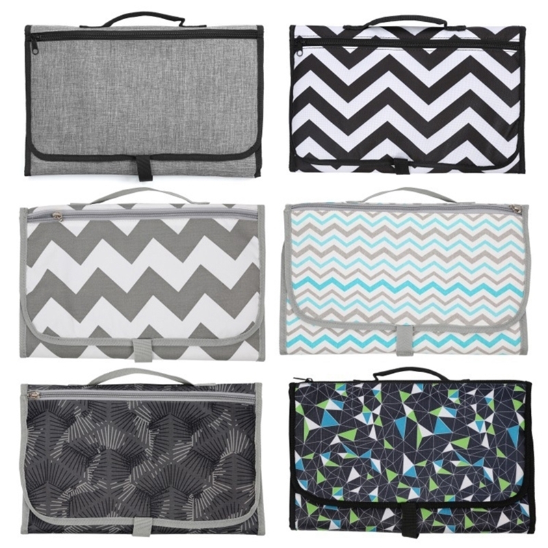 New 3 in 1 Waterproof Changing Pad Diaper Travel Multifunction Portable Baby Diaper Cover Mat Hand Folding Diaper bag 201117, 02
New 3 in 1 Waterproof Changing Pad Diaper Travel Multifunction Portable Baby Diaper Cover Mat Hand Folding Diaper bag 201117, 02