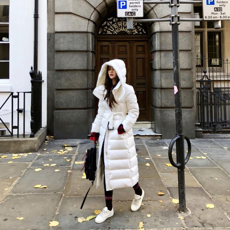 Style down Jacket Women' Mid-Length Hot Selling Extra Long Knee-Length Waist Large Size Winter Fashion2020 new hot, Black
Style down Jacket Women' Mid-Length Hot Selling Extra Long Knee-Length Waist Large Size Winter Fashion2020 new hot, Black