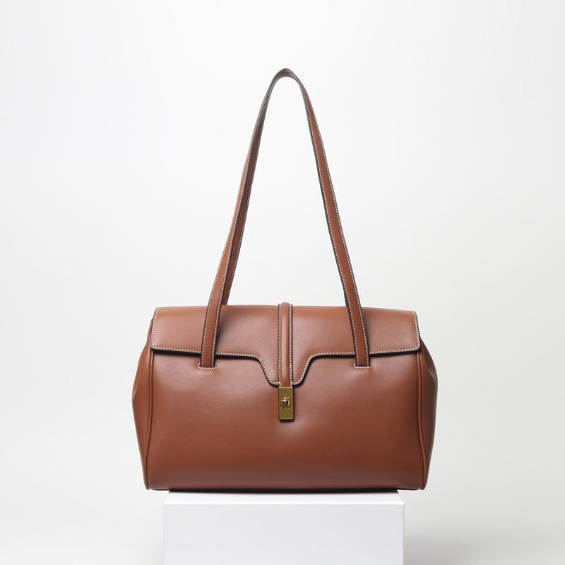 One shoulder ladies bag 2021 new European and American style leather sewing fashion large capacity bag, Glossy - brown
One shoulder ladies bag 2021 new European and American style leather sewing fashion large capacity bag, Glossy - brown