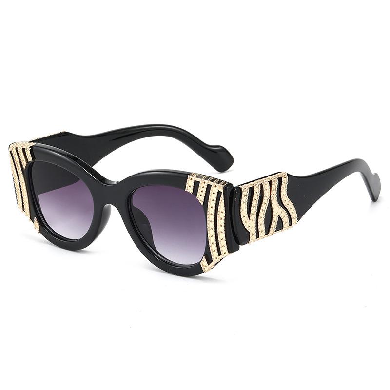 Sunglasses 2021 Fashion Cat Eye Women Luxury Metal Decoration Vintage Anti-Blue Light Lens Eyewear Men Sun Glasses
Sunglasses 2021 Fashion Cat Eye Women Luxury Metal Decoration Vintage Anti-Blue Light Lens Eyewear Men Sun Glasses