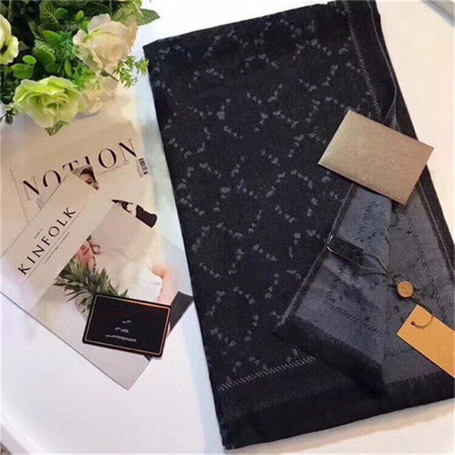 Winter Fashion Women Silk Scarf New Arrival Man Womens 4 Seasons Shawl Scarf Lattice Letters Cashmere Scarves Size 180x30cm Top Quality
Winter Fashion Women Silk Scarf New Arrival Man Womens 4 Seasons Shawl Scarf Lattice Letters Cashmere Scarves Size 180x30cm Top Quality