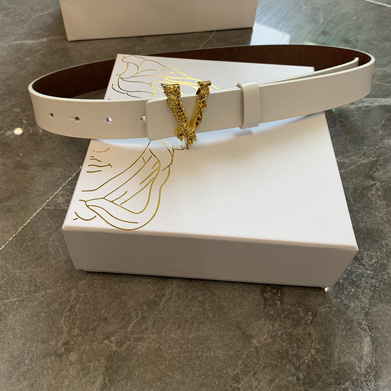 Womens Genuine Leather Belt For Women Fashion Men Designers Belt Big Letter Wide Buckle Designer Belts Luxurys Big Buckle 2112276D, As pics
Womens Genuine Leather Belt For Women Fashion Men Designers Belt Big Letter Wide Buckle Designer Belts Luxurys Big Buckle 2112276D, As pics