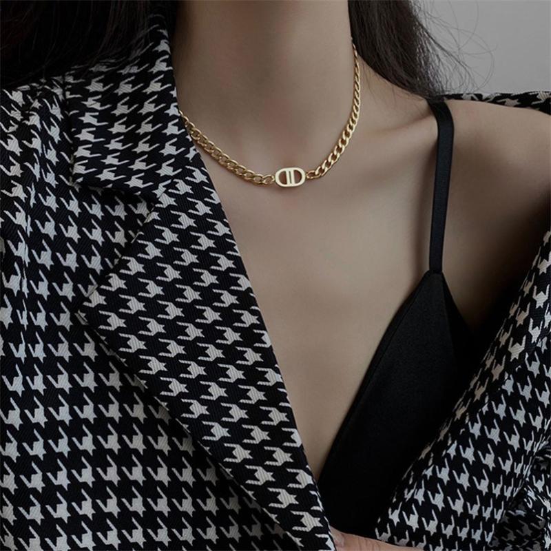 Trendy Hollow DD Letter Design Exaggerated Punk Chain Retro Titanium Steel Thick Chain Choker Necklace For Women Girls Jewelry
Trendy Hollow DD Letter Design Exaggerated Punk Chain Retro Titanium Steel Thick Chain Choker Necklace For Women Girls Jewelry